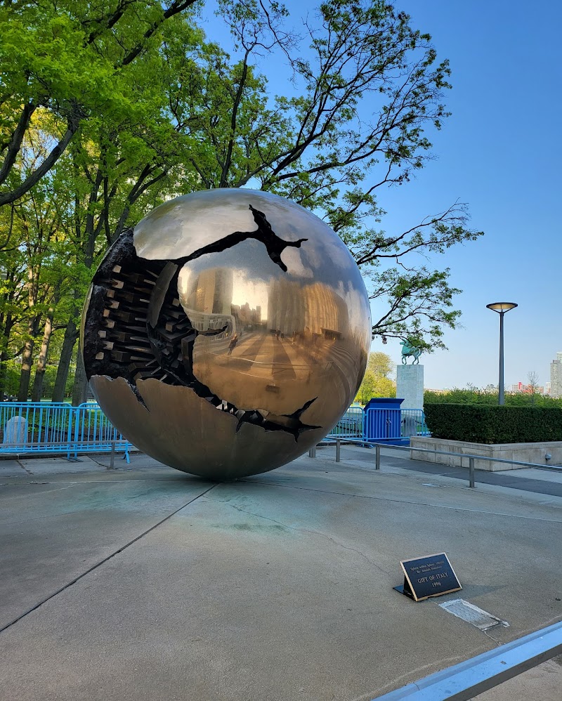 Dag Hammarskjöld Library