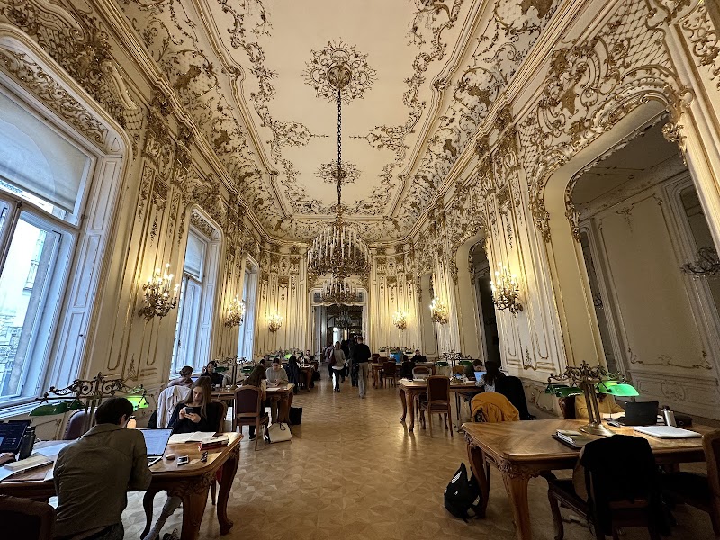 Metropolitan Ervin Szabo Library