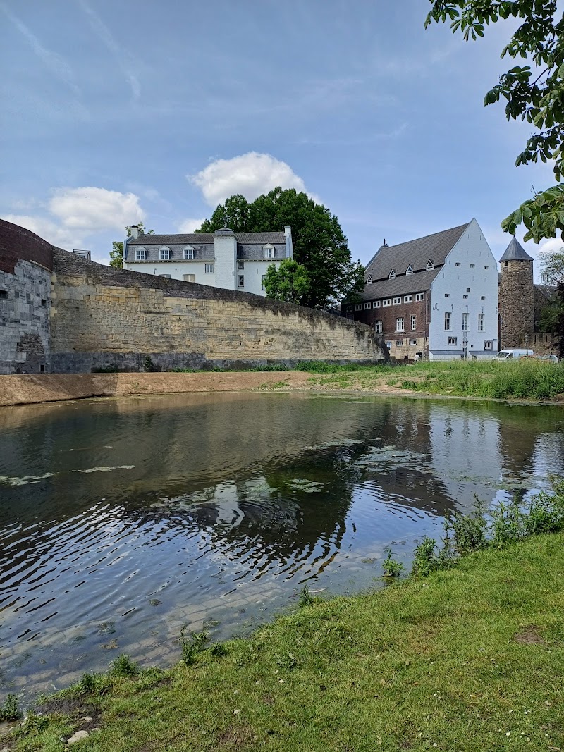 Maastricht University Library